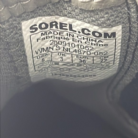 NEW Sorel Hi Line Chelsea Ankle Boots - Picture 7 of 8